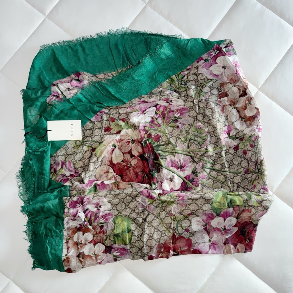 Gucci GG Scarf